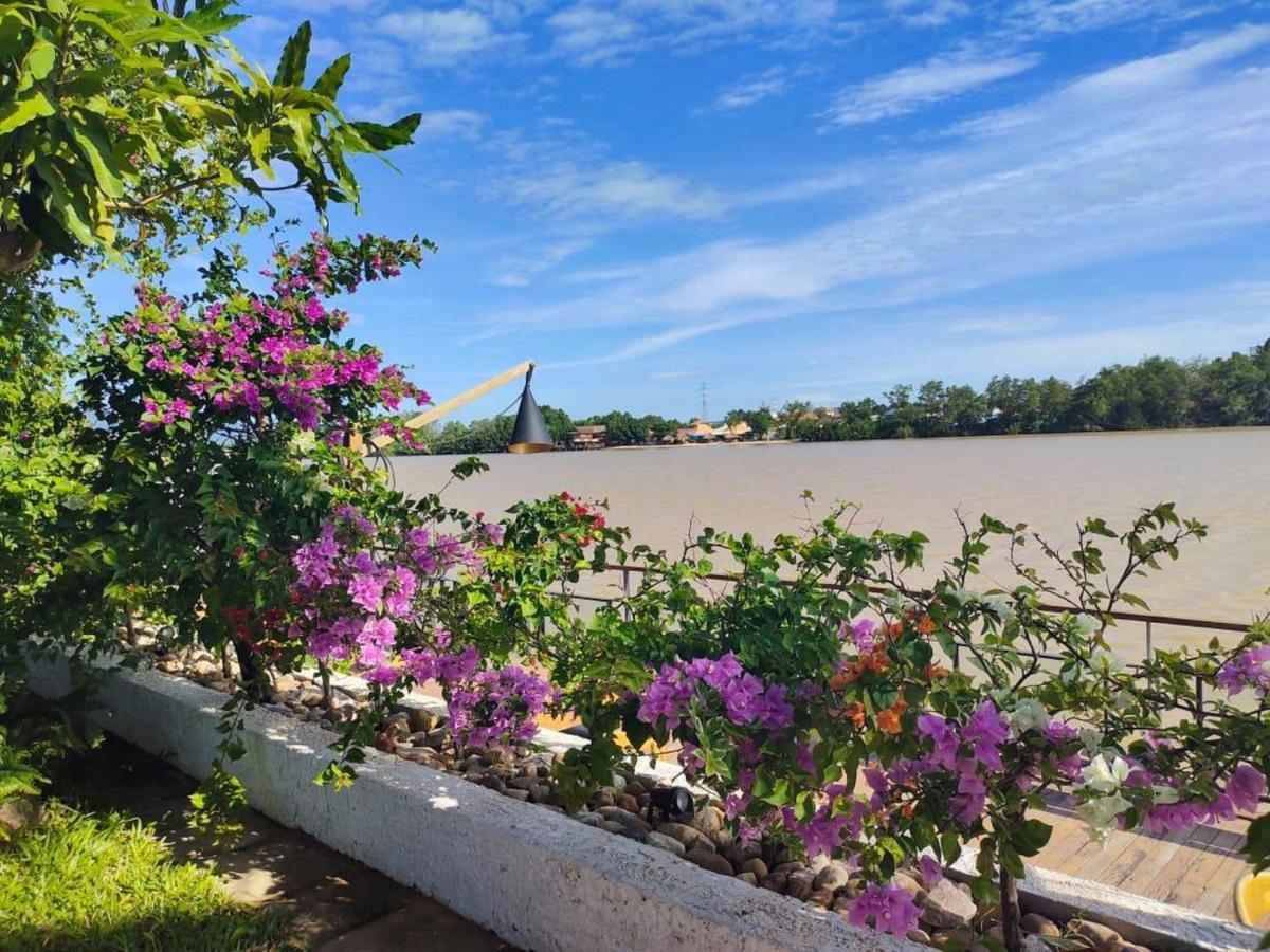 The B Resort Kampot Eksteriør billede
