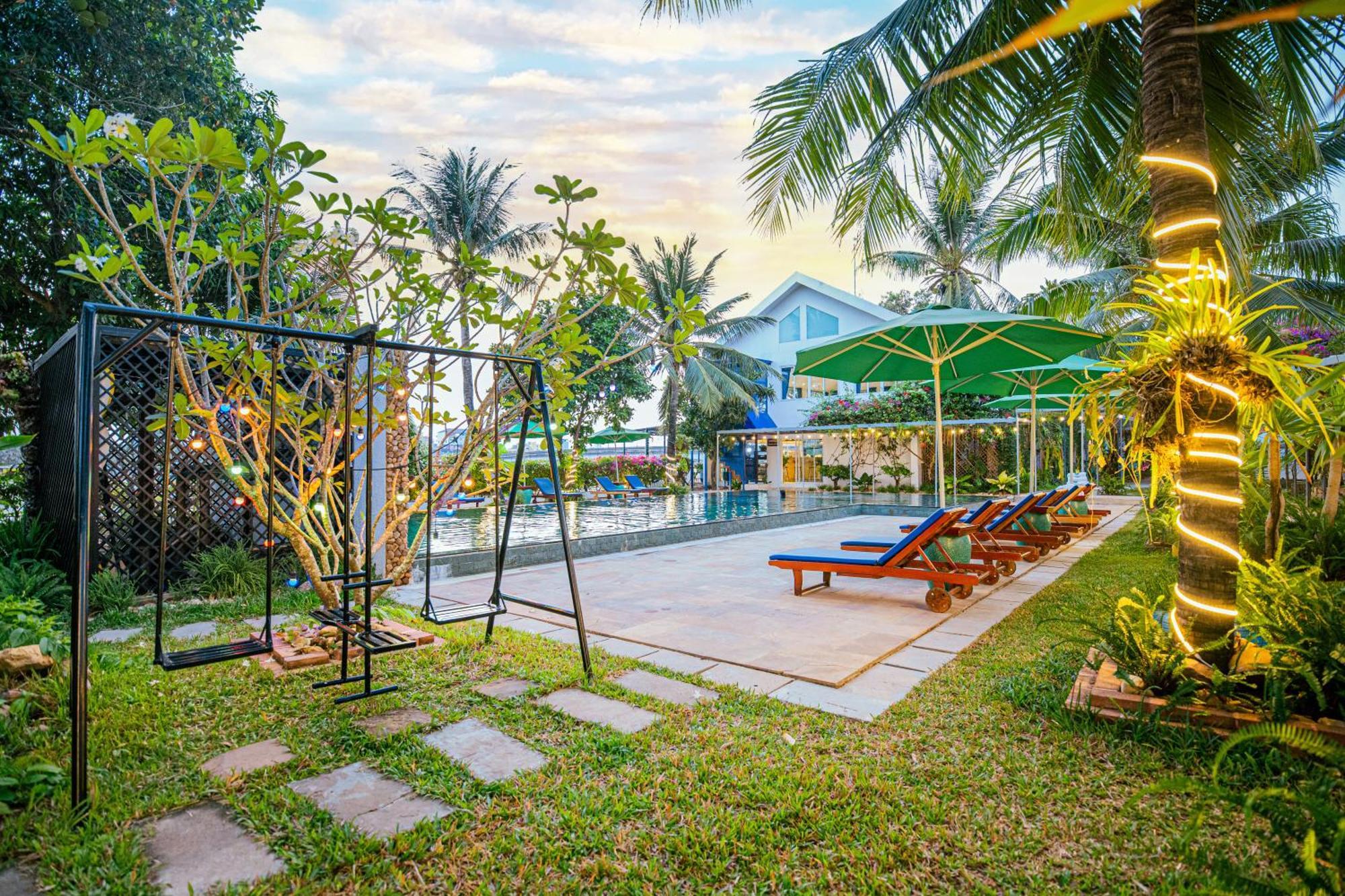 The B Resort Kampot Eksteriør billede