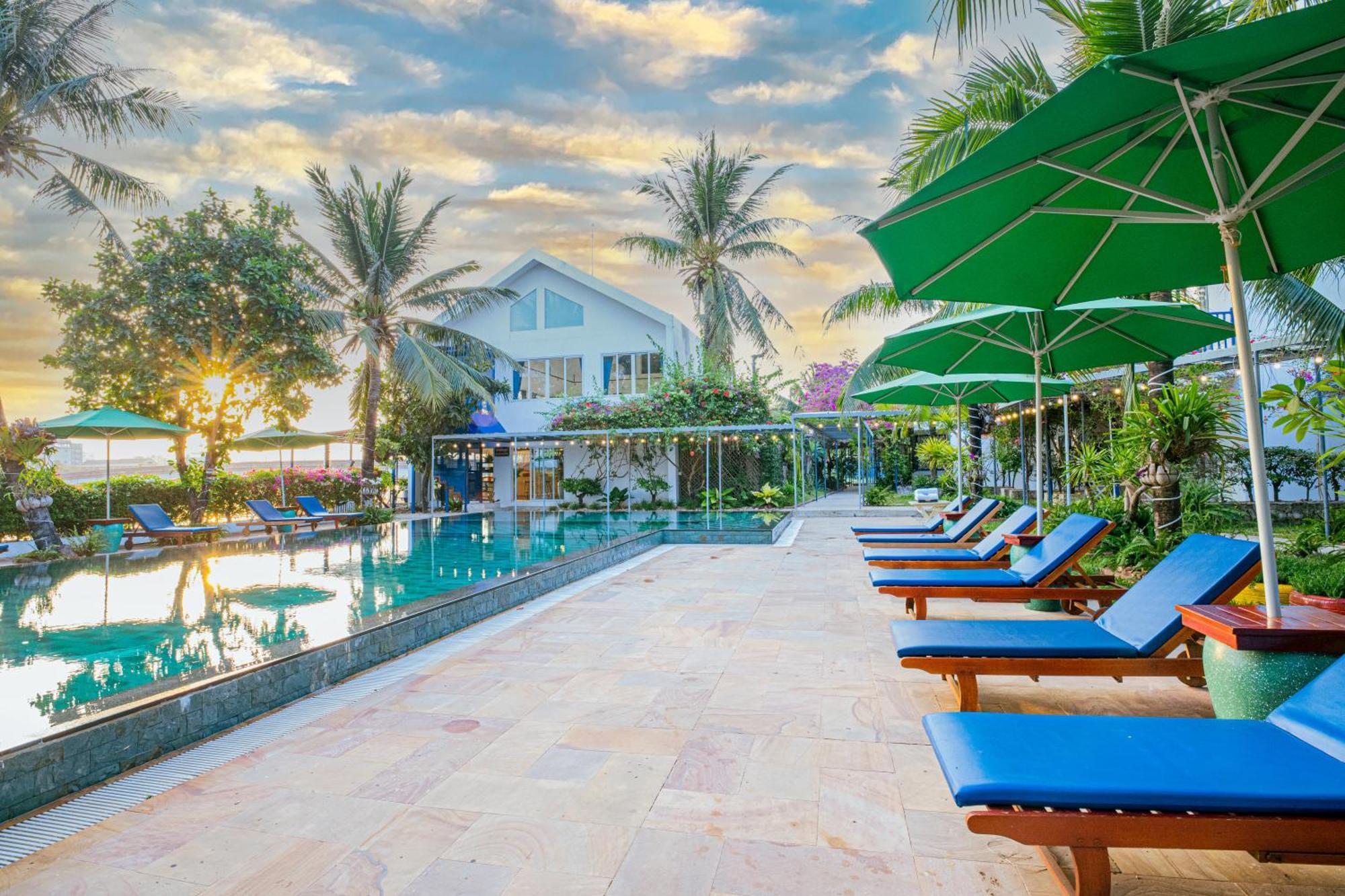The B Resort Kampot Eksteriør billede
